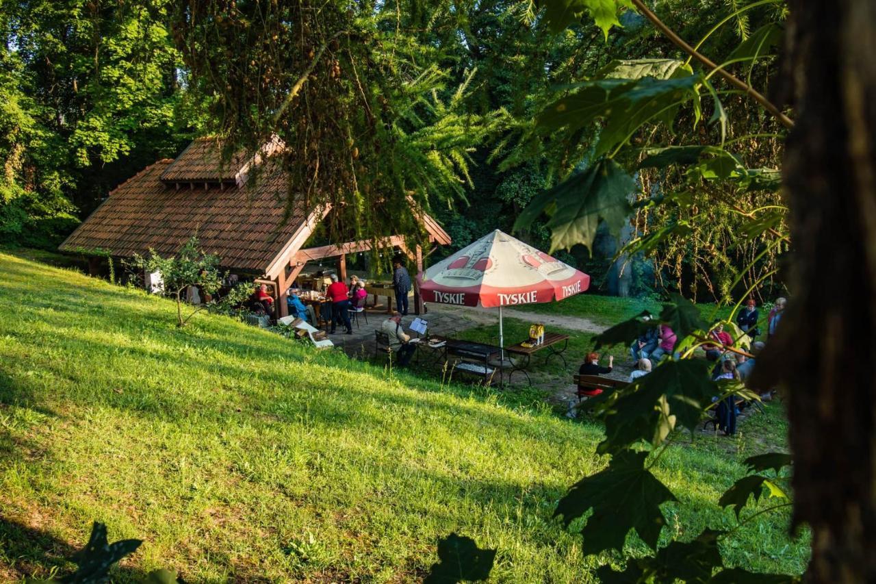 Kompleks Wypoczynkowo-Konferencyjny Mazur-Syrenka Крутынь Экстерьер фото